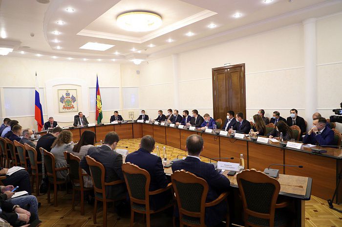 Выездные мероприятия Палаты молодых законодателей при Совете Федерации проходят в Краснодарском крае.